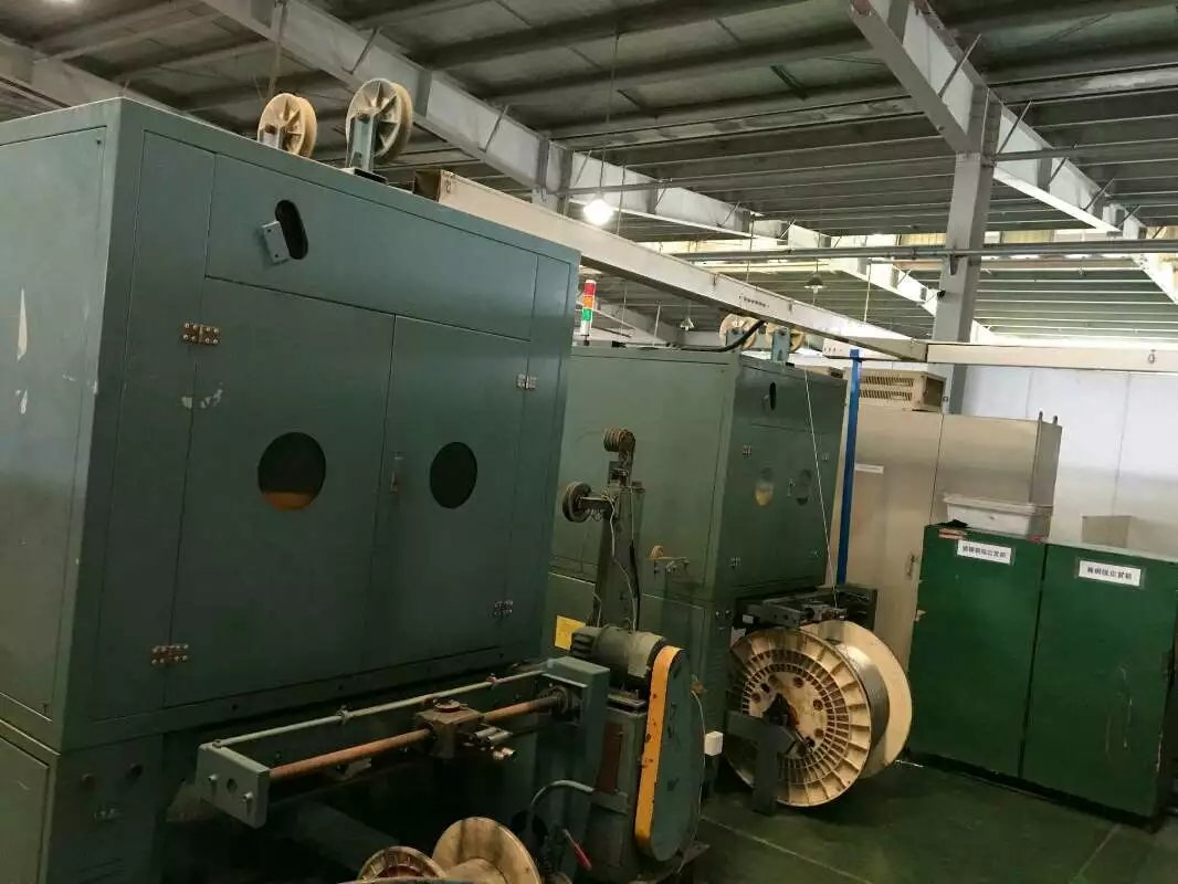 汽车油漆草莓视频在线看黄色工艺